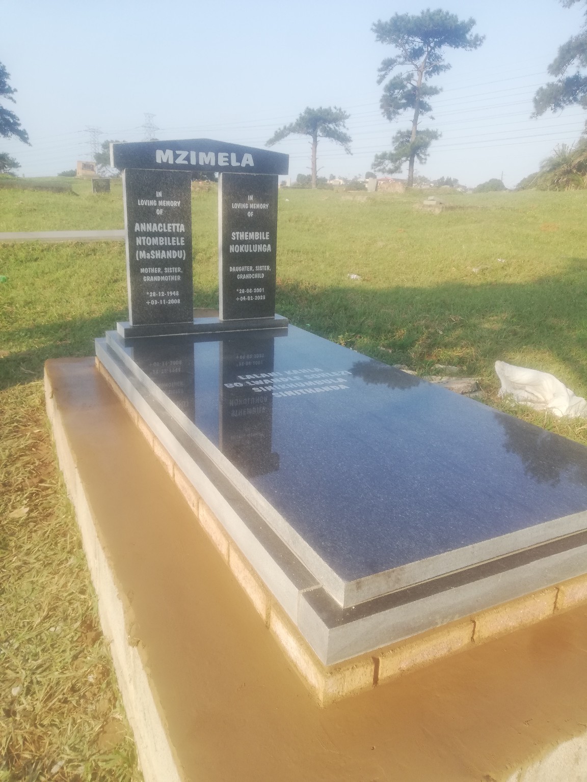 Tombstone memorial